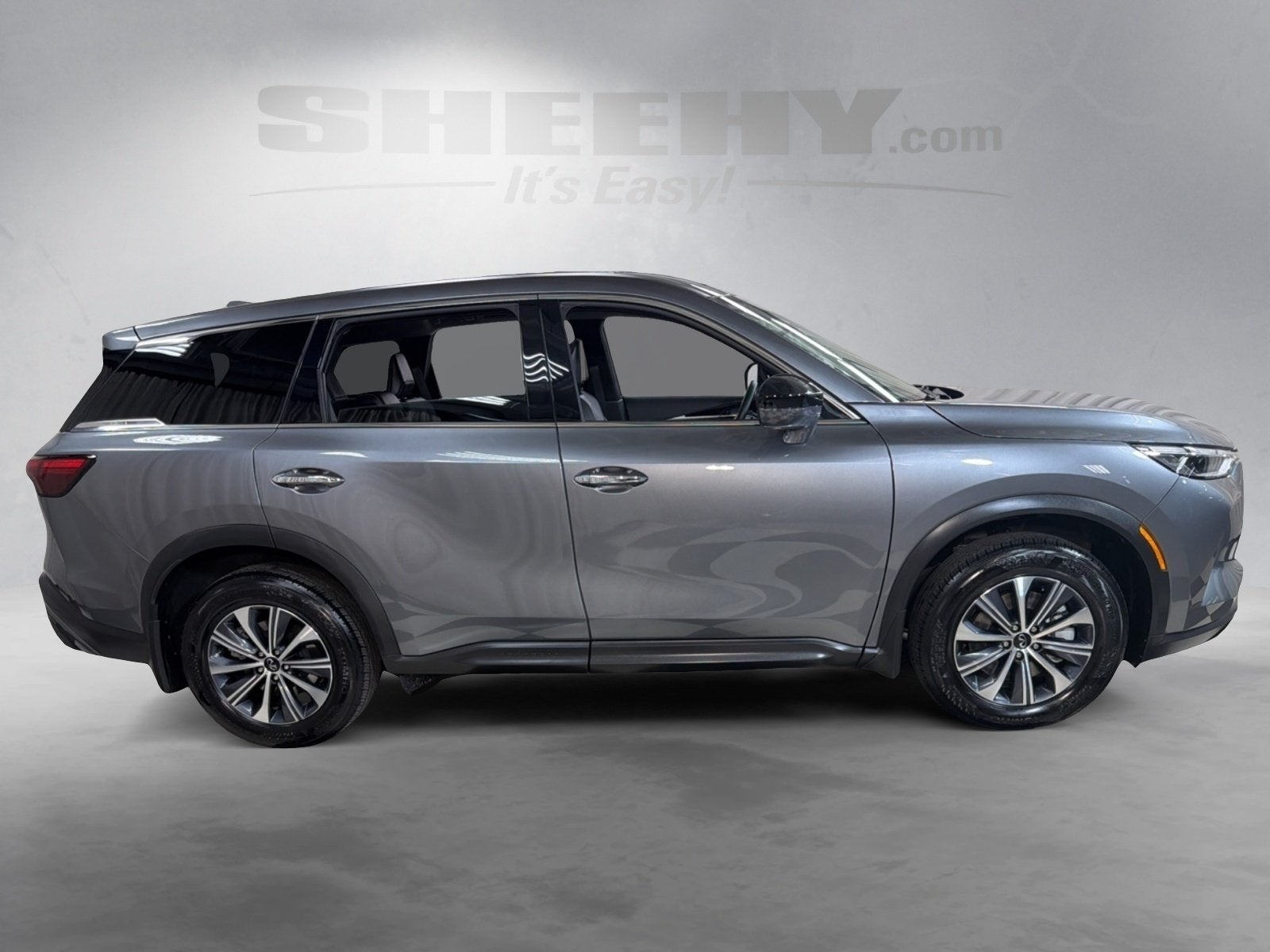 2025 INFINITI QX60 PURE