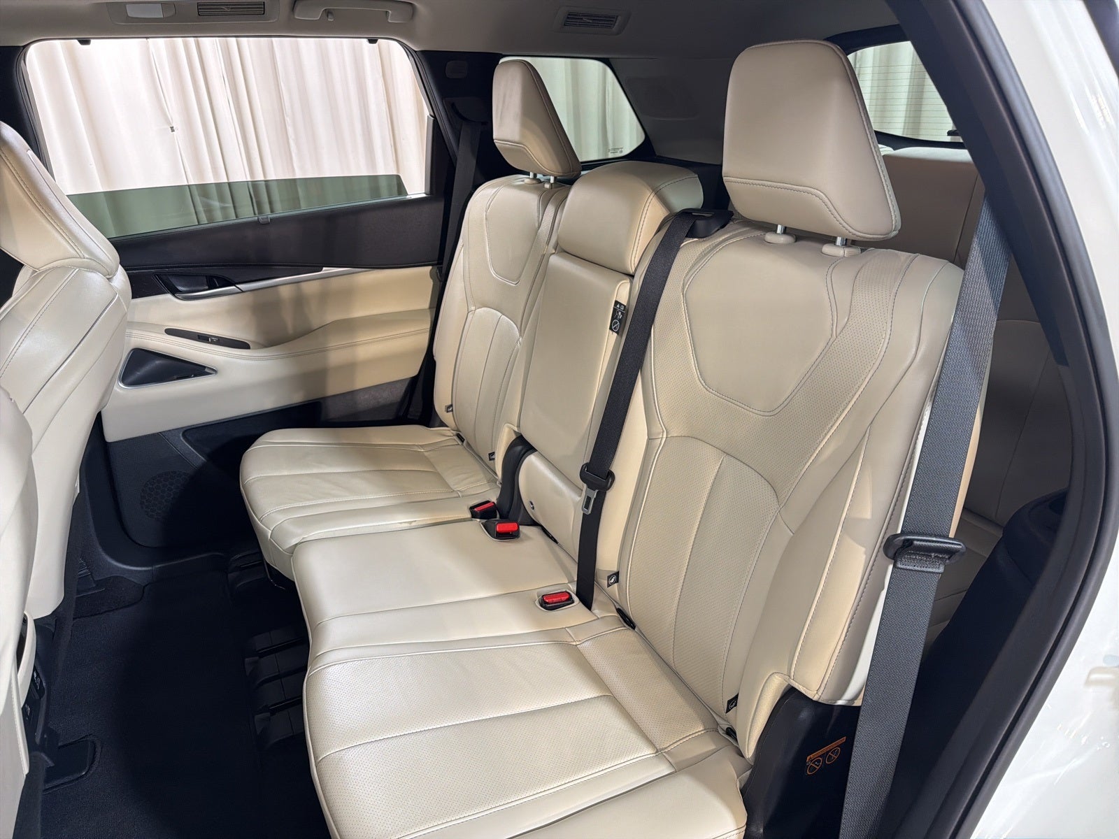 2025 INFINITI QX60 Sensory