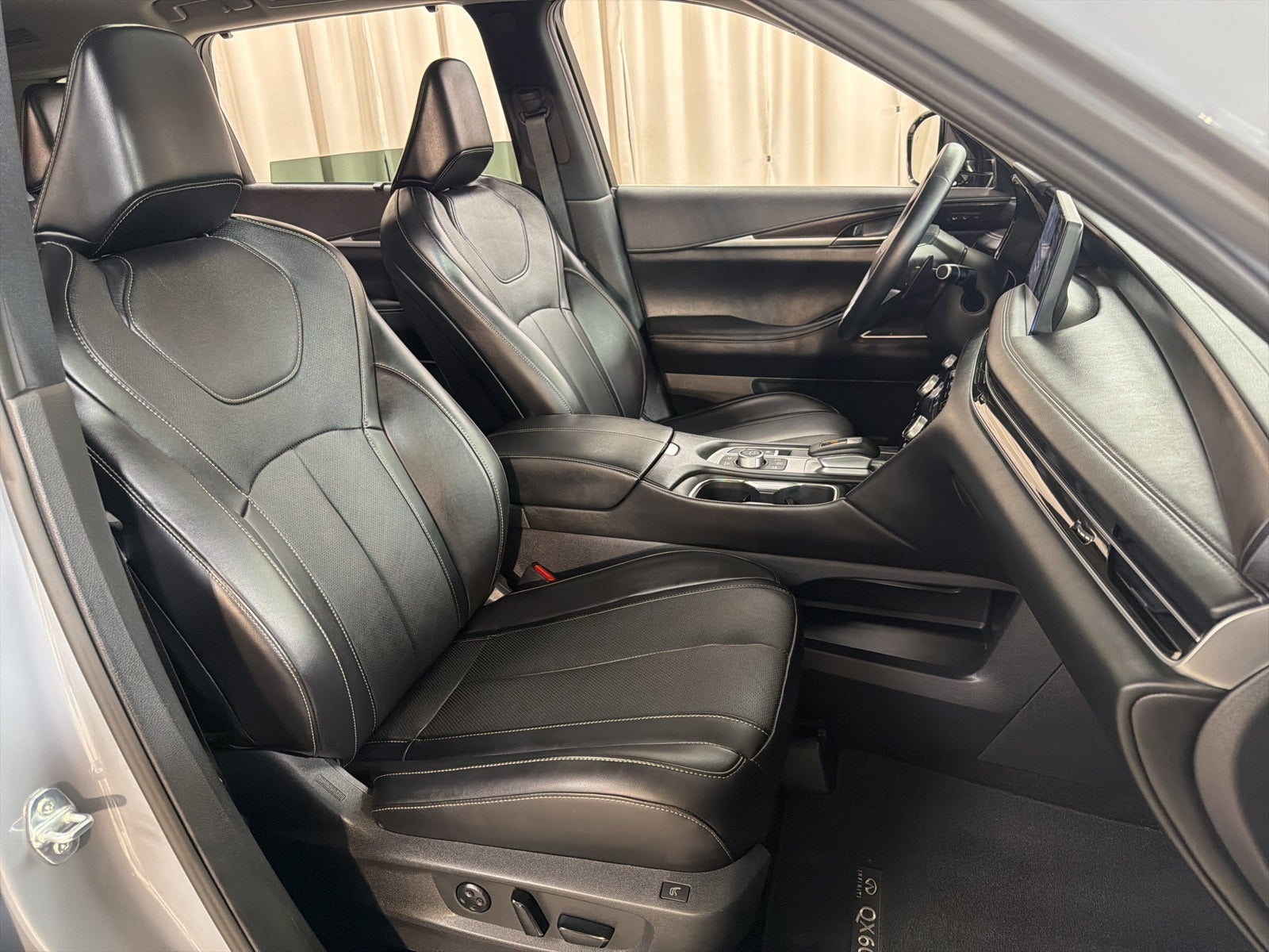 2025 INFINITI QX60 Sensory