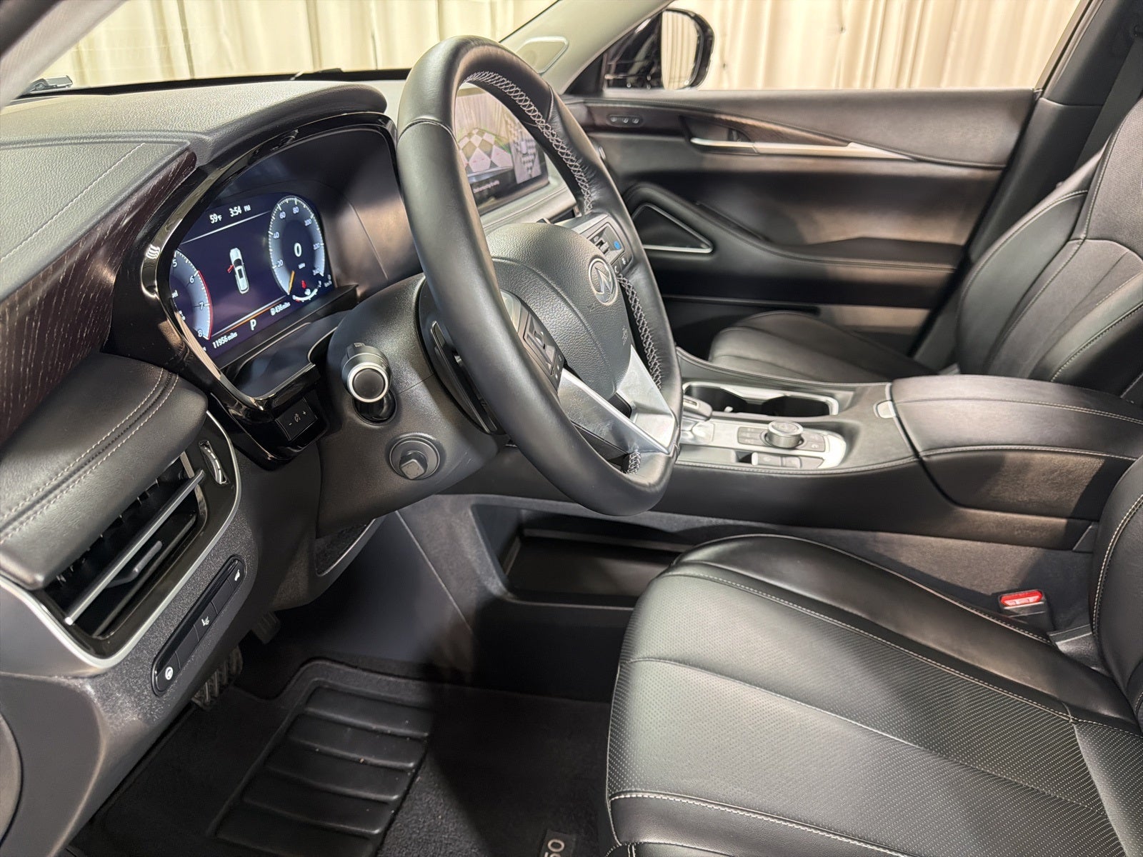 2025 INFINITI QX60 Sensory