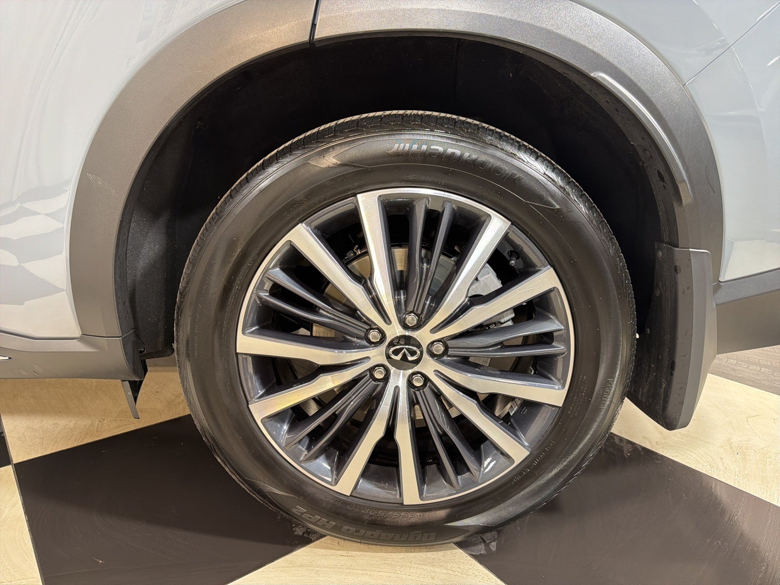 2025 INFINITI QX60 Sensory