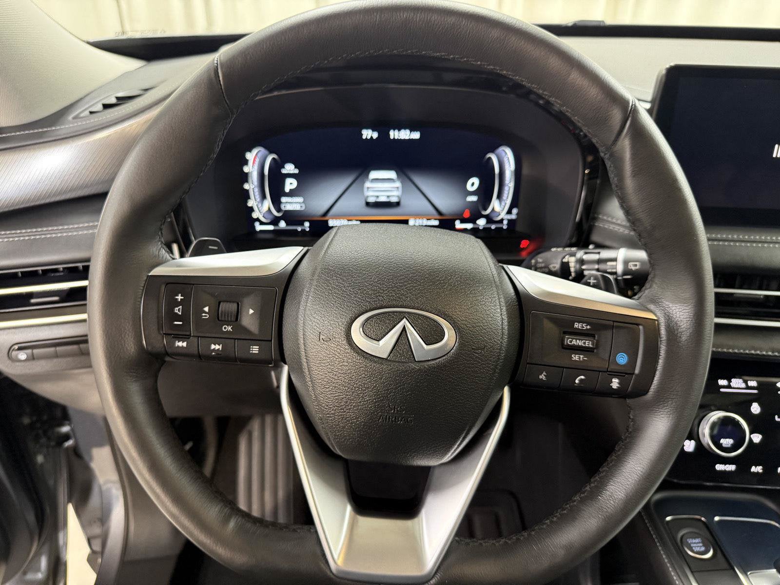 2023 INFINITI QX60 LUXE