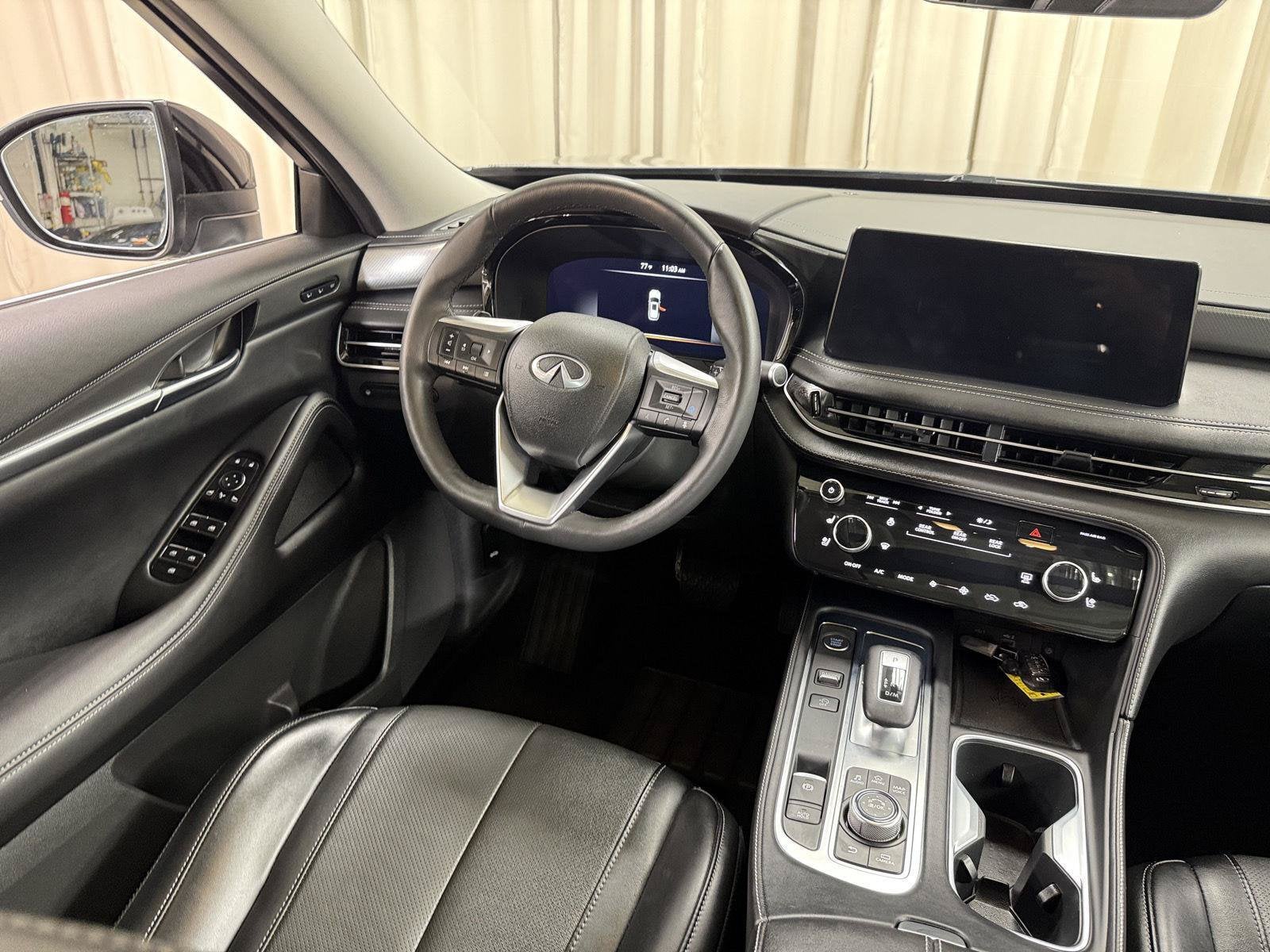 2023 INFINITI QX60 LUXE