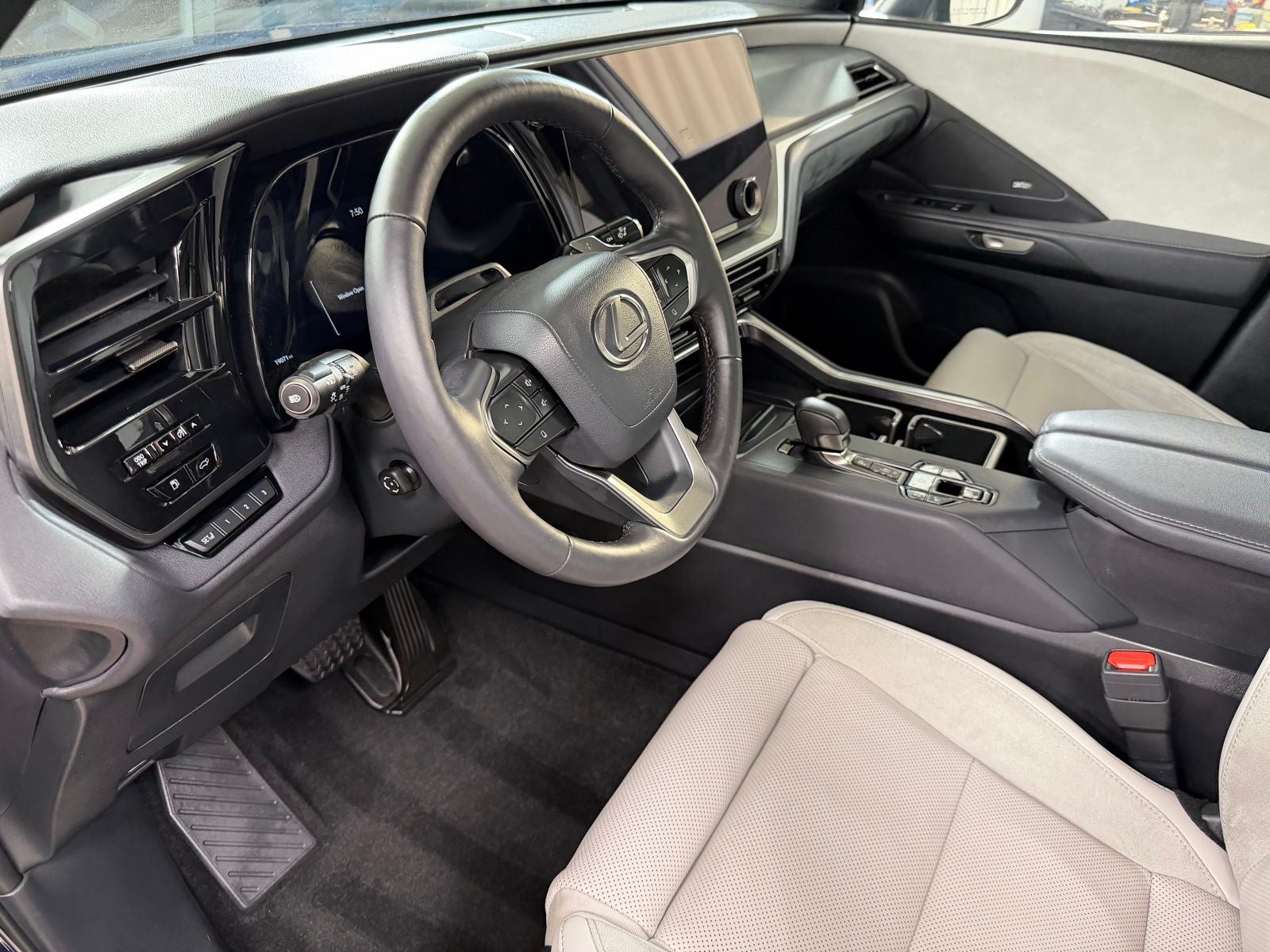 2025 Lexus TX 350 Luxury
