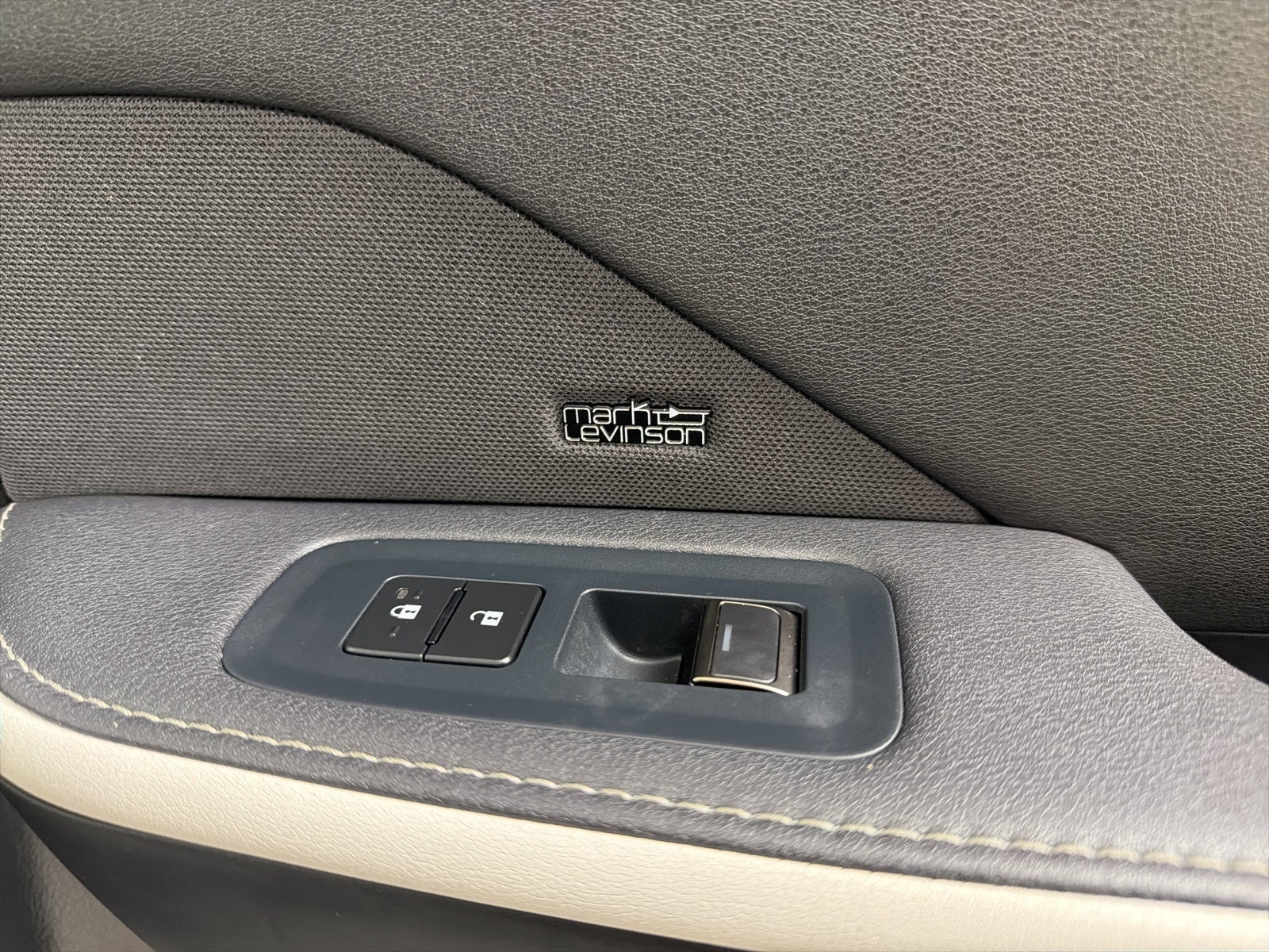 2025 Lexus TX 350 F SPORT Handling