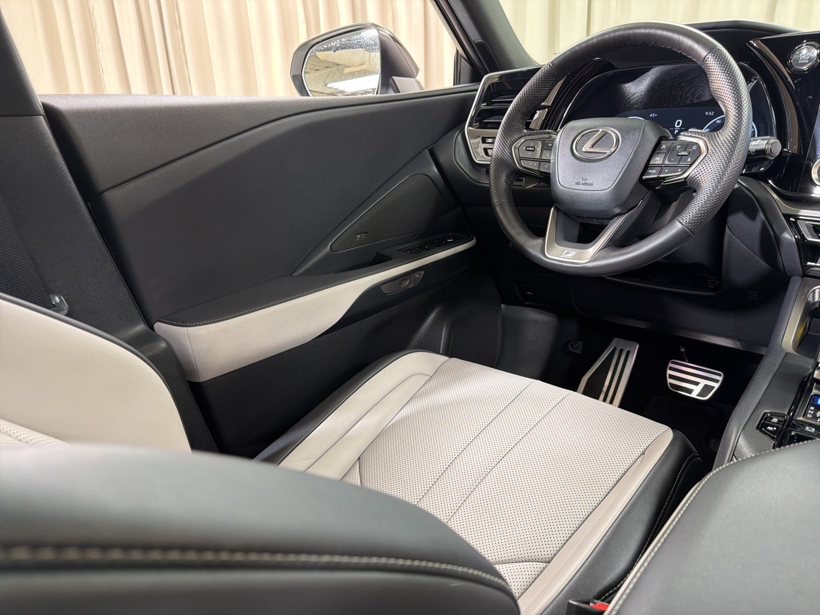 2025 Lexus TX 350 F SPORT Handling