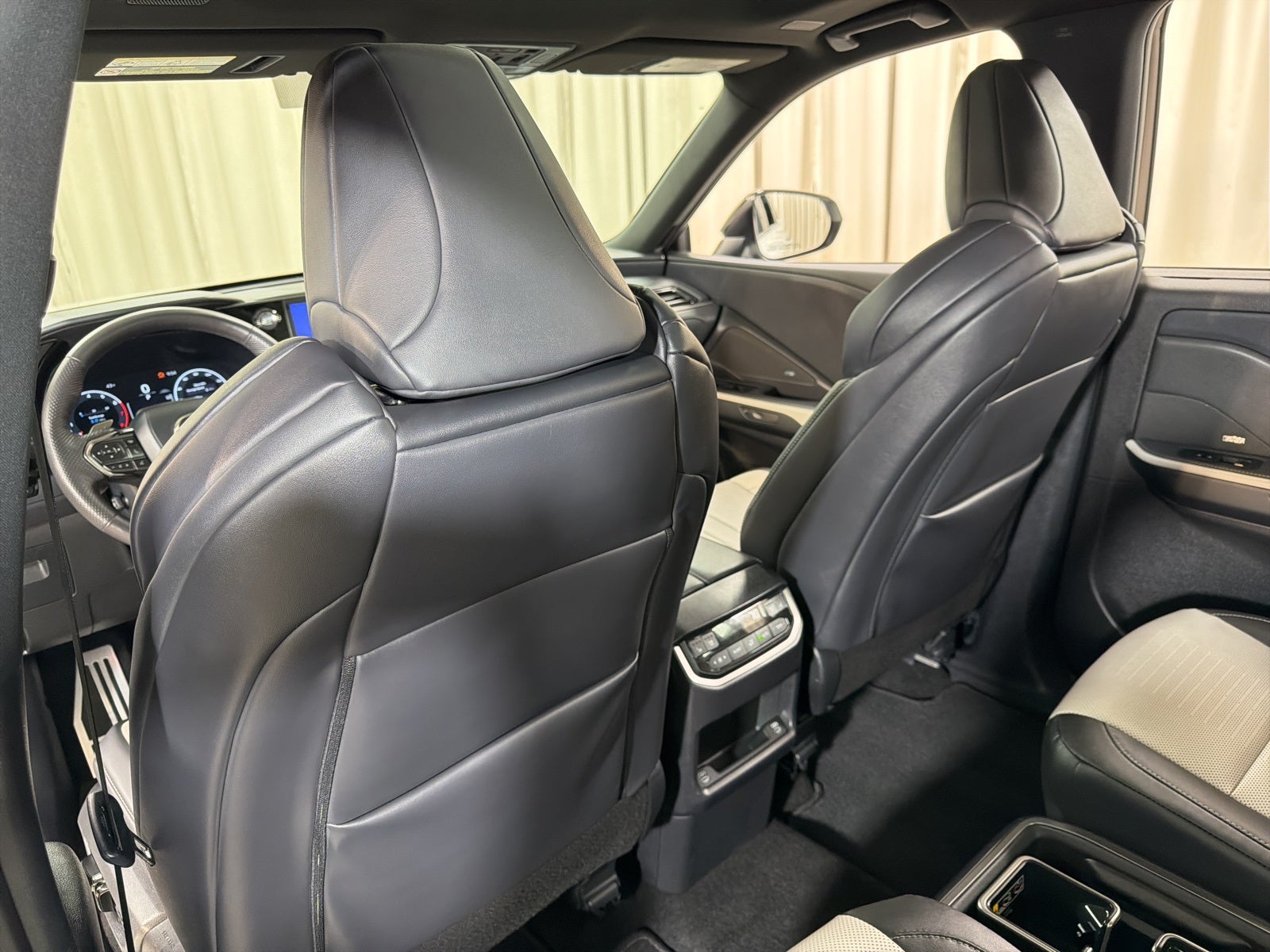 2025 Lexus TX 350 F SPORT Handling