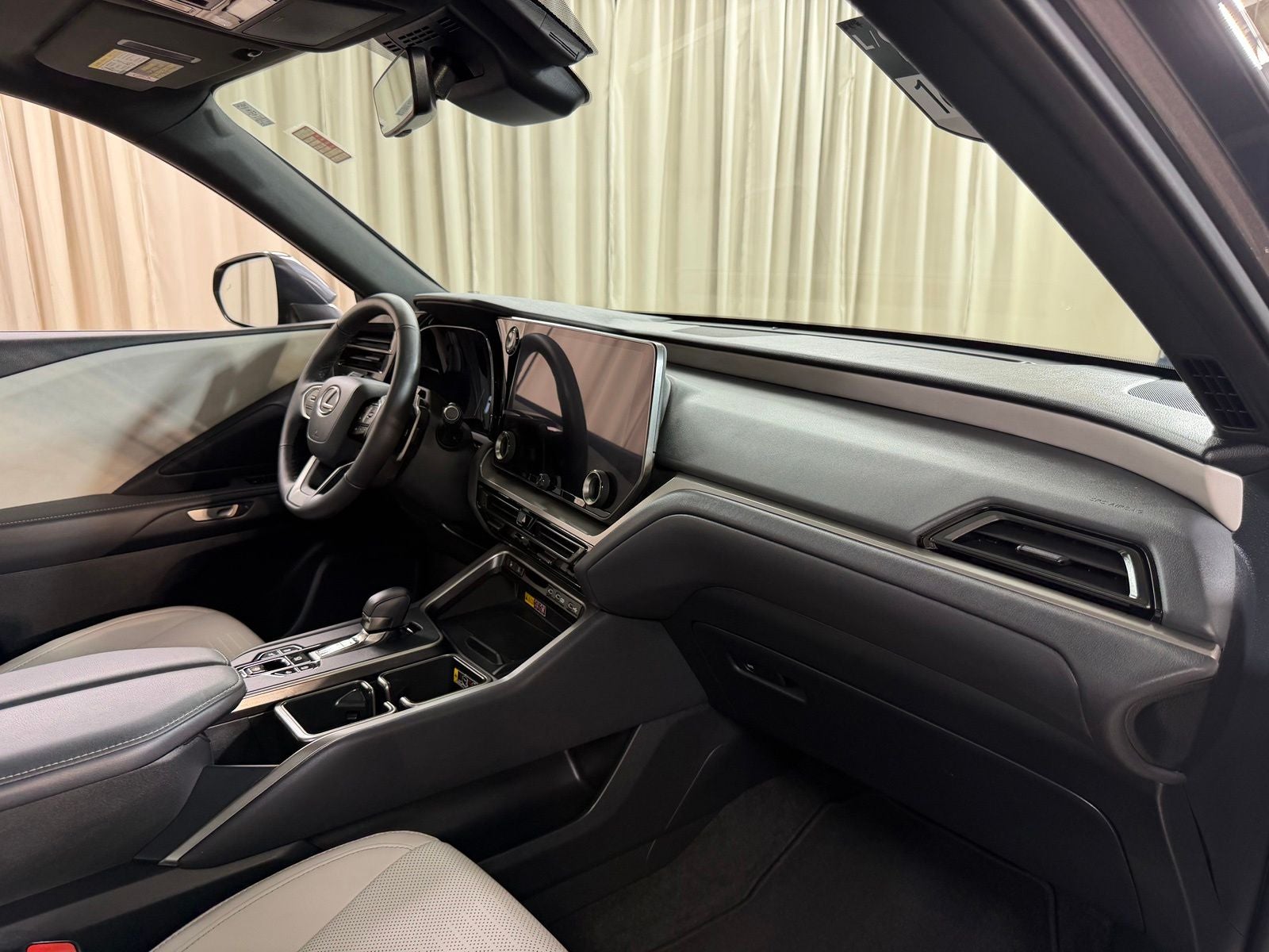 2024 Lexus TX 350 Premium