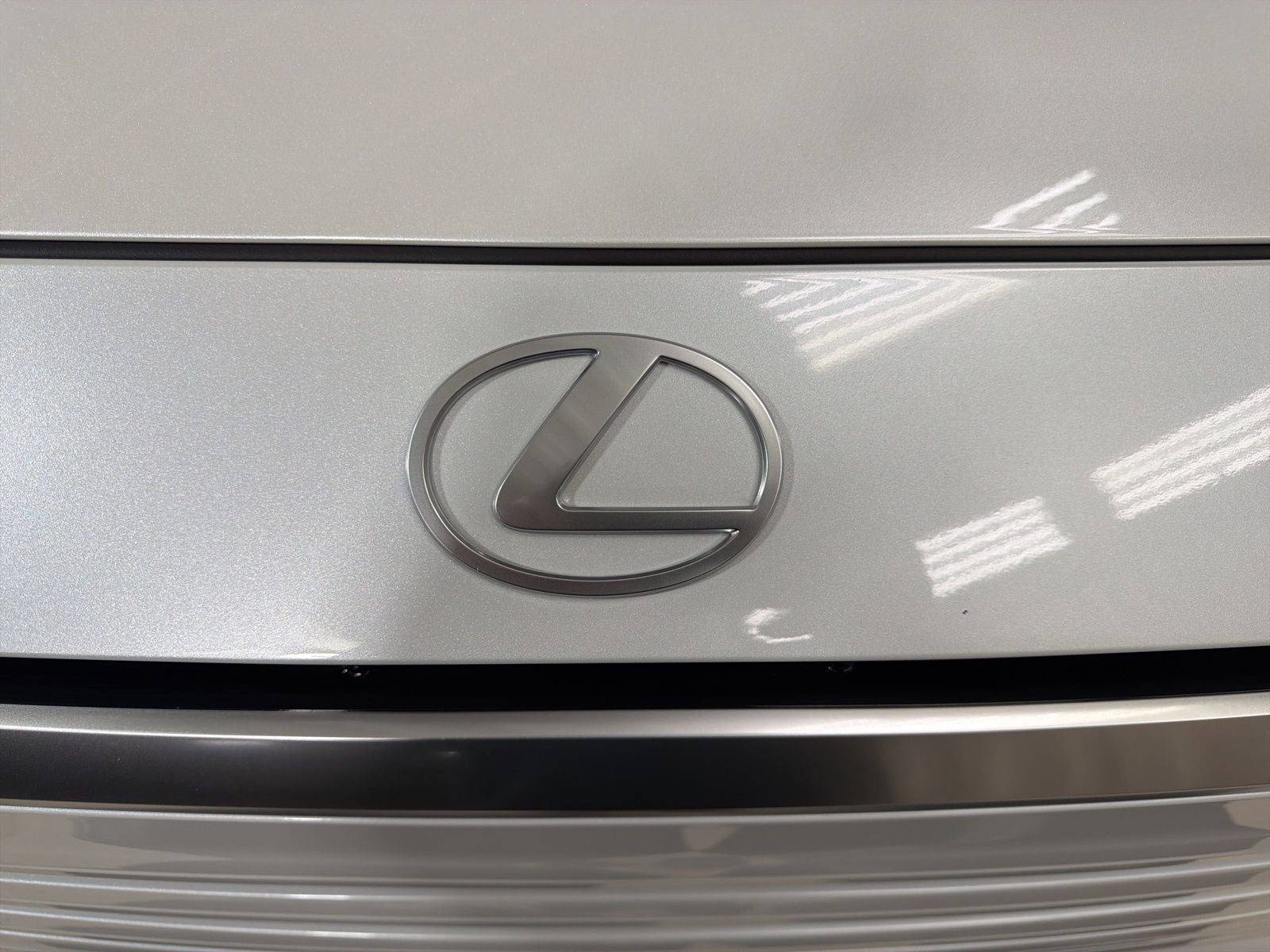 2024 Lexus TX 550h+ Luxury