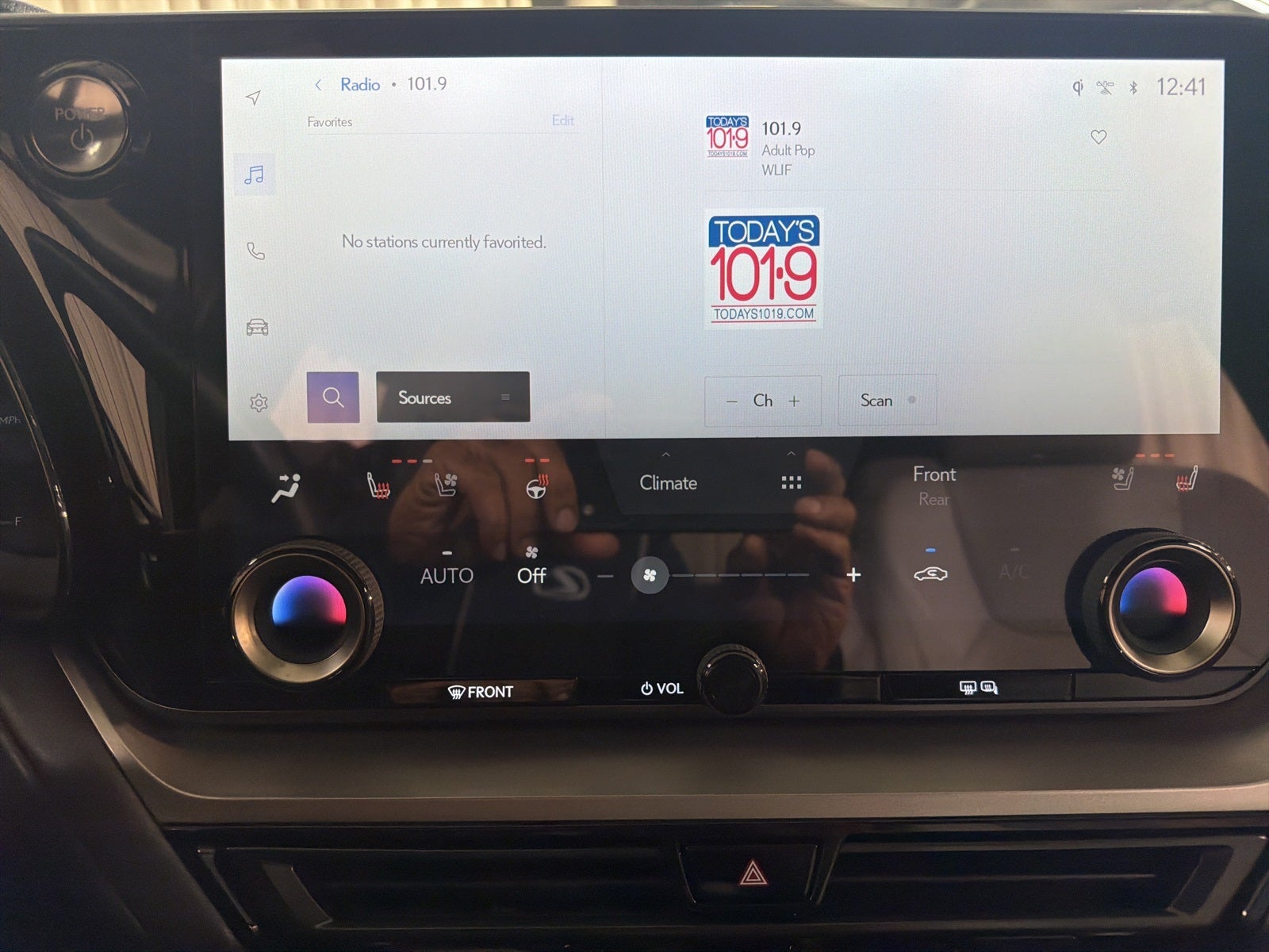 2025 Lexus TX 550h+ Luxury