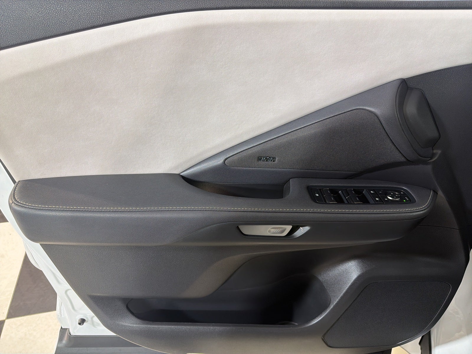 2025 Lexus TX 550h+ Luxury