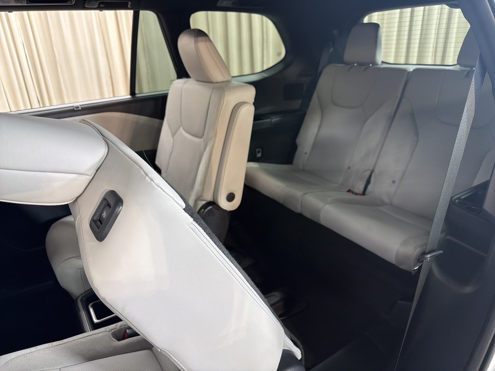 2025 Lexus TX 550h+ Luxury