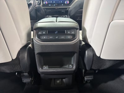 2025 Lexus TX 550h+ Luxury