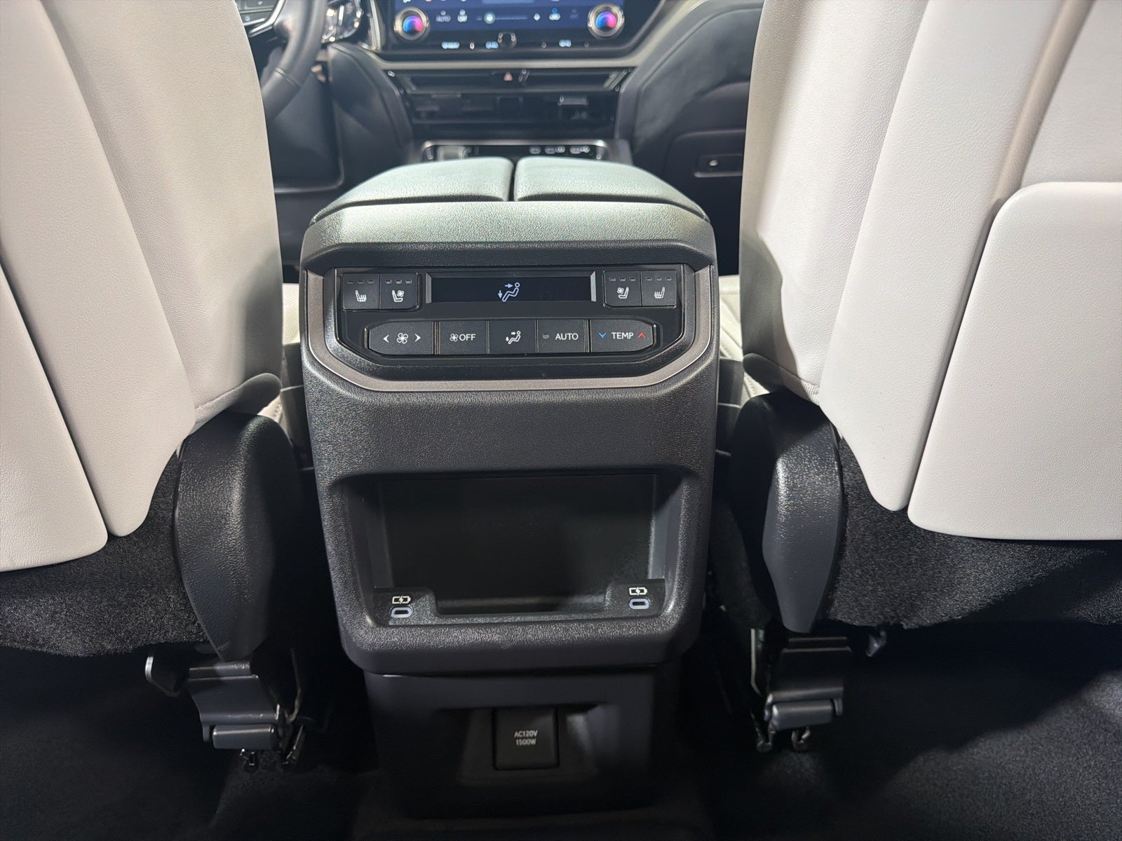 2025 Lexus TX 550h+ Luxury