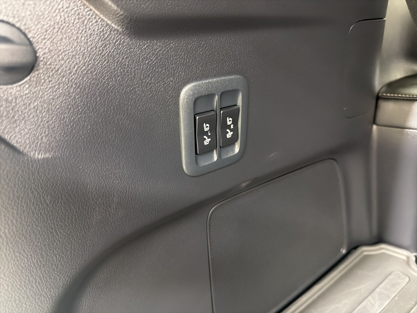 2025 Lexus TX 550h+ Luxury