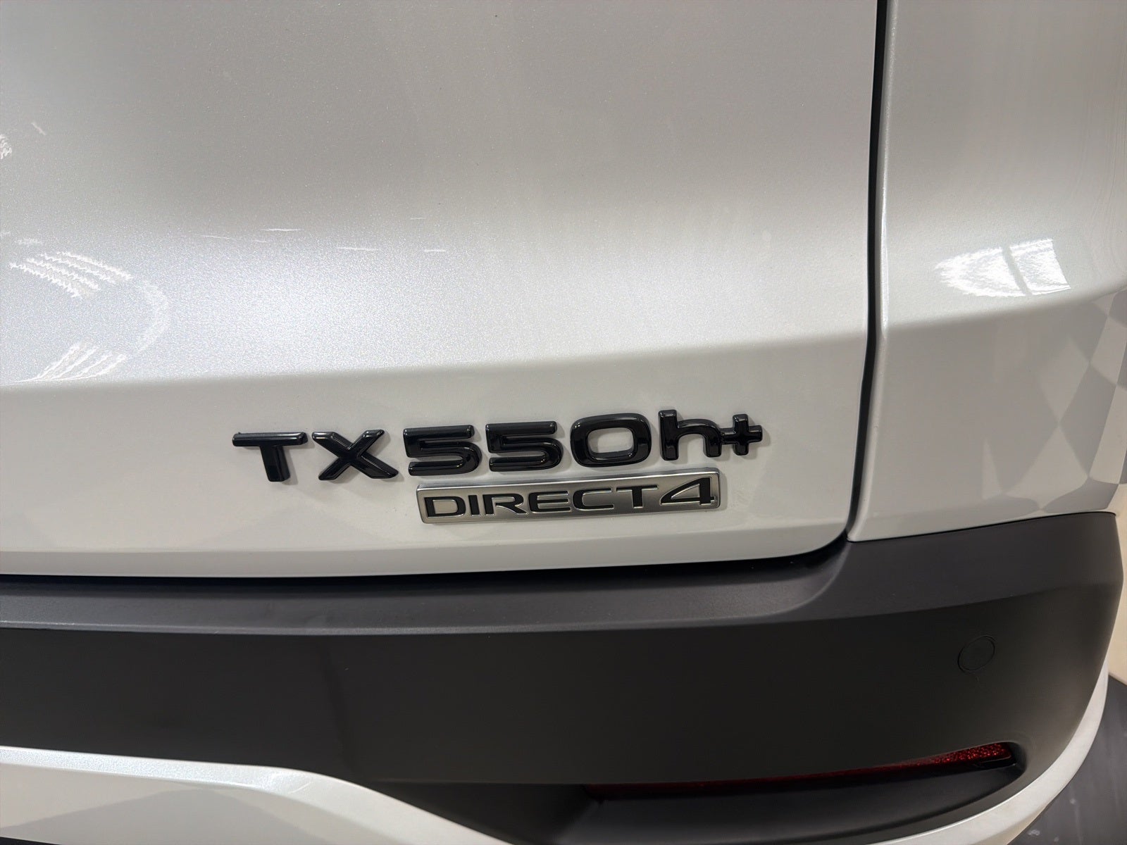 2025 Lexus TX 550h+ Luxury