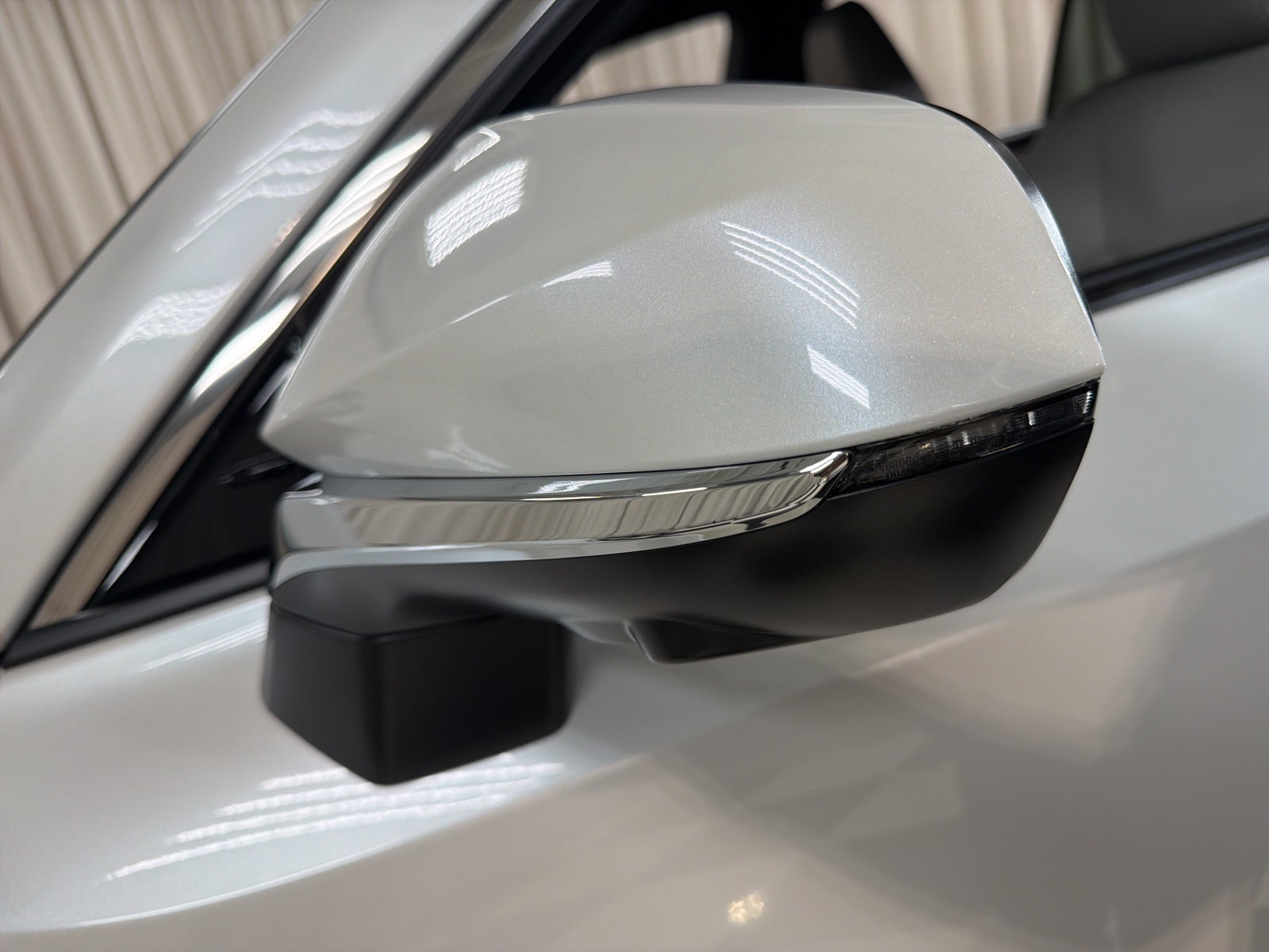 2025 Lexus TX 550h+ Luxury