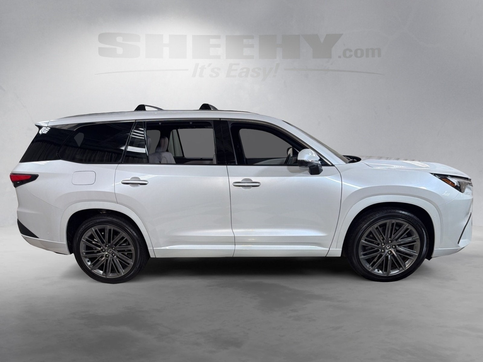 2025 Lexus TX 550h+ Luxury