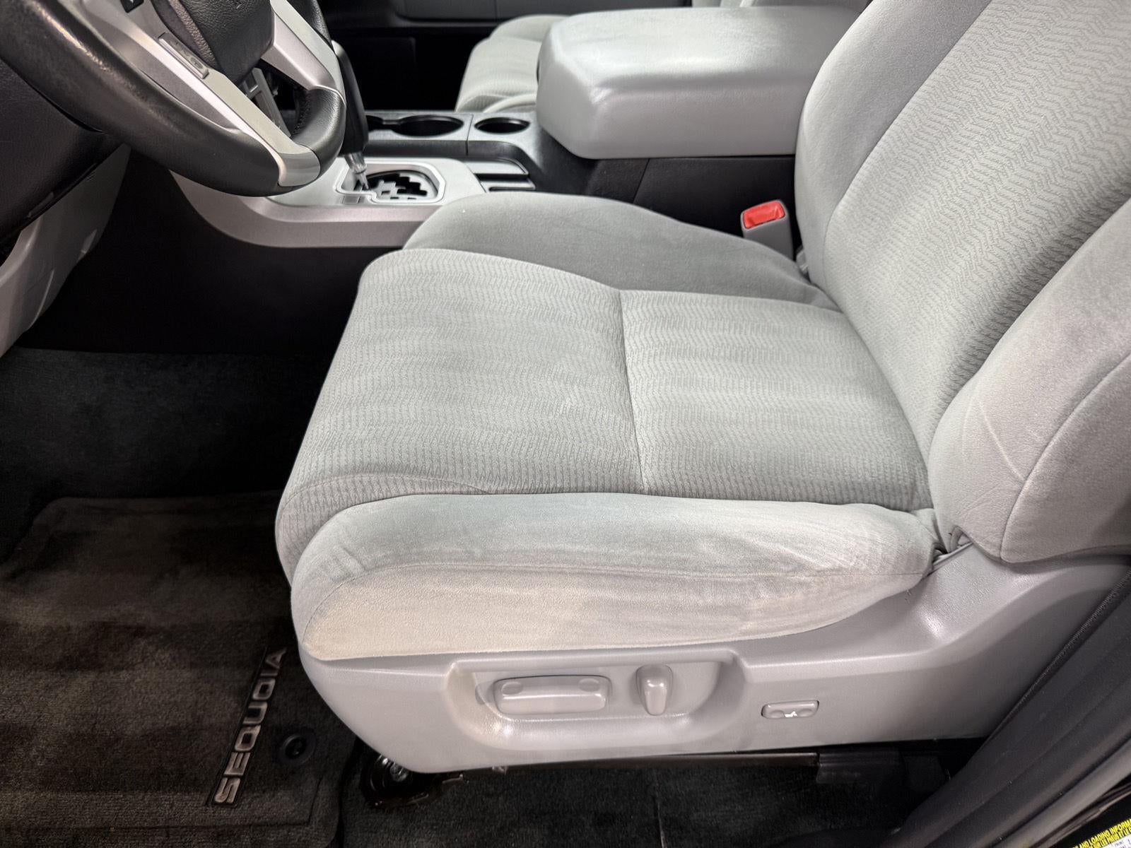 2017 Toyota Sequoia SR5