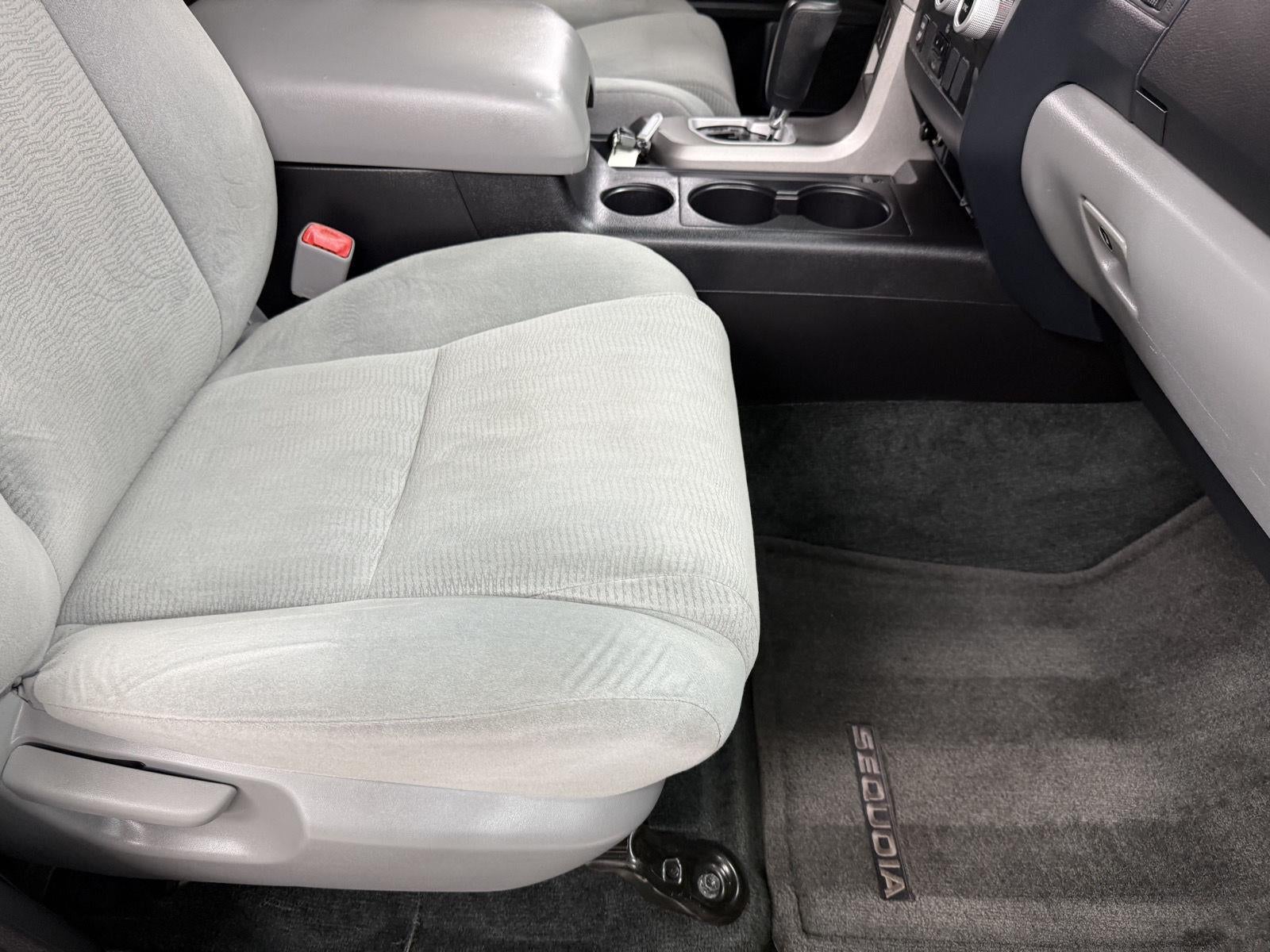 2017 Toyota Sequoia SR5