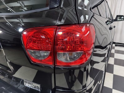 2017 Toyota Sequoia SR5