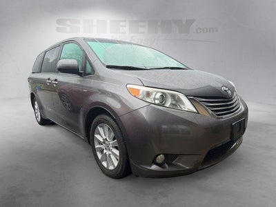 2017 Toyota Sienna XLE Premium 7 Passenger