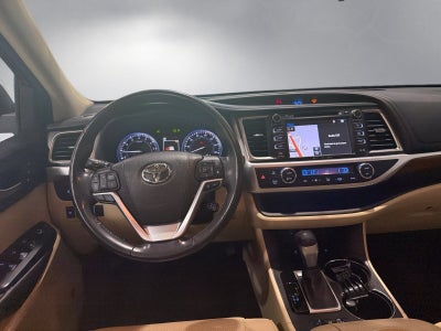 2018 Toyota Highlander Limited Platinum