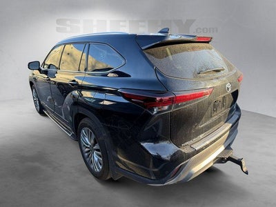 2026 Toyota Highlander Hybrid Platinum
