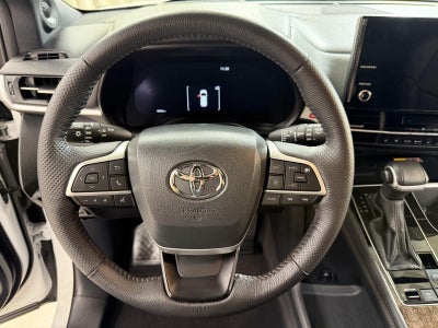 2025 Toyota Sienna Platinum 7-Passenger