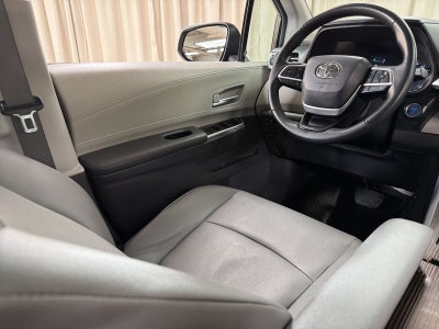 2024 Toyota Sienna XLE 7 Passenger