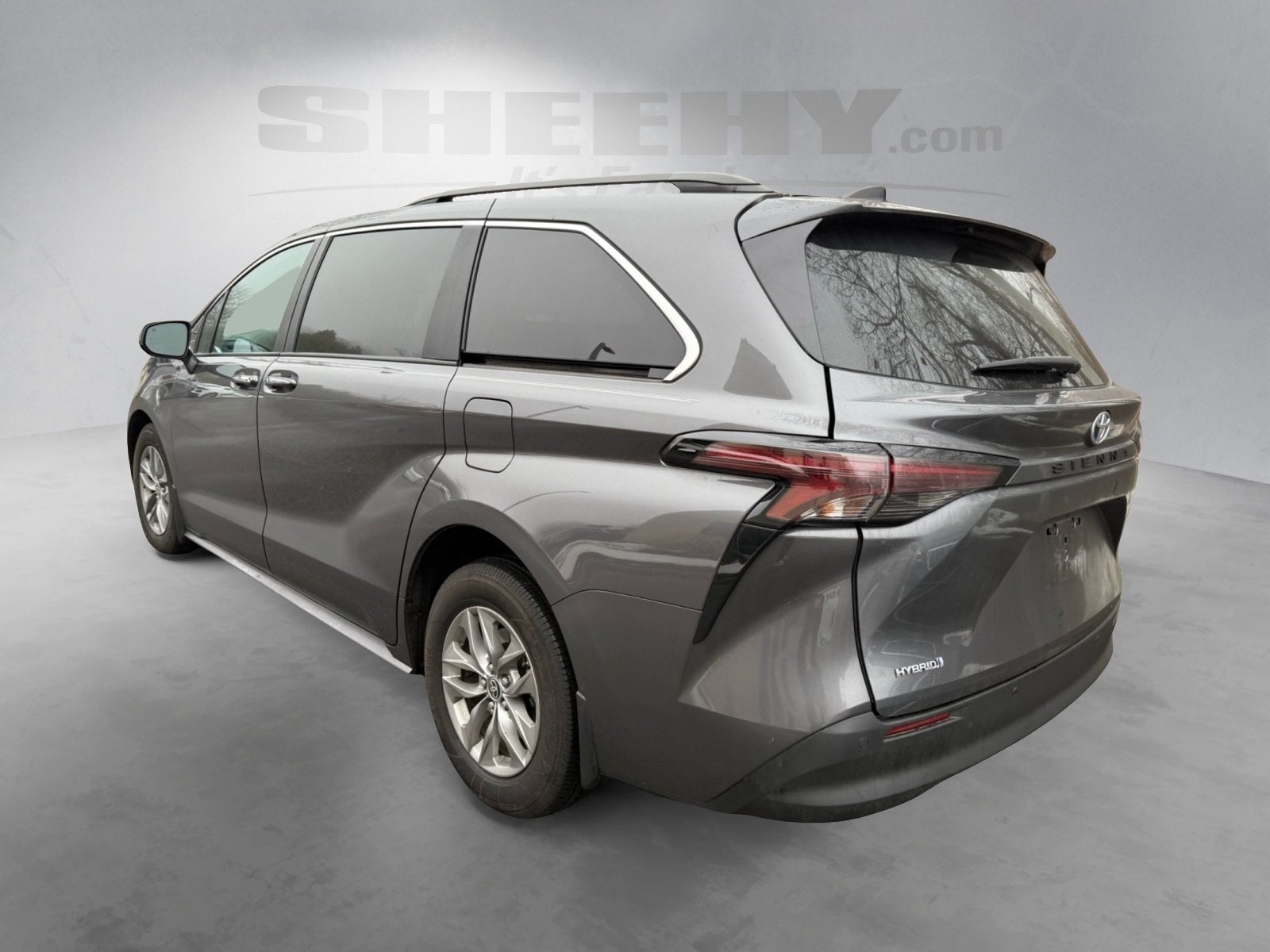 2025 Toyota Sienna XLE 7 Passenger