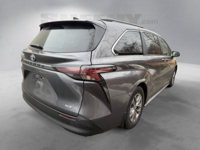 2025 Toyota Sienna XLE 7 Passenger