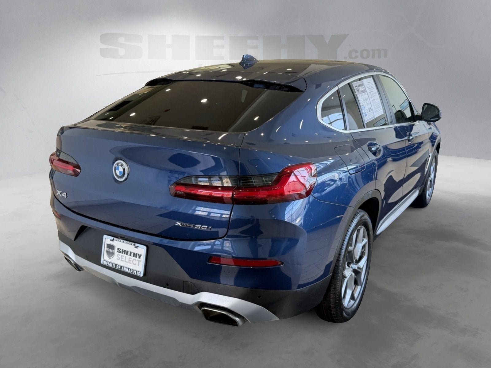 2023 BMW X4 xDrive30i