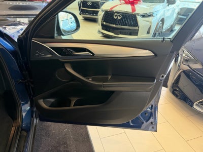 2023 BMW X4 xDrive30i