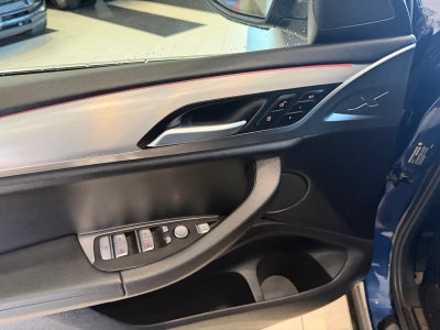 2023 BMW X4 xDrive30i
