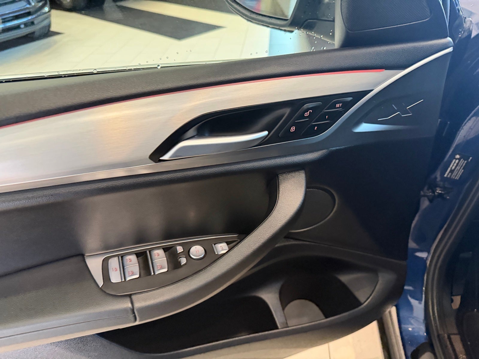 2023 BMW X4 xDrive30i