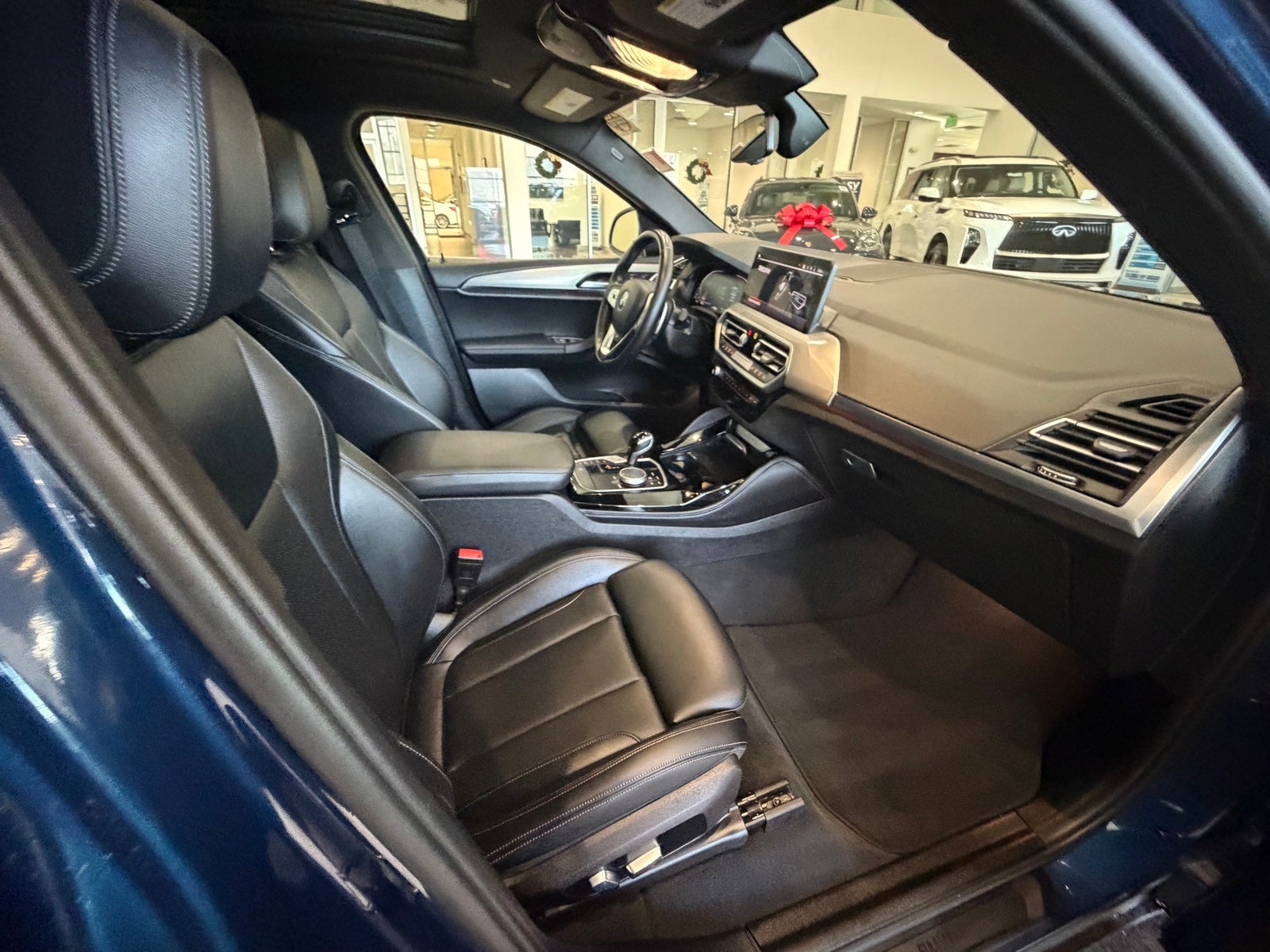 2023 BMW X4 xDrive30i