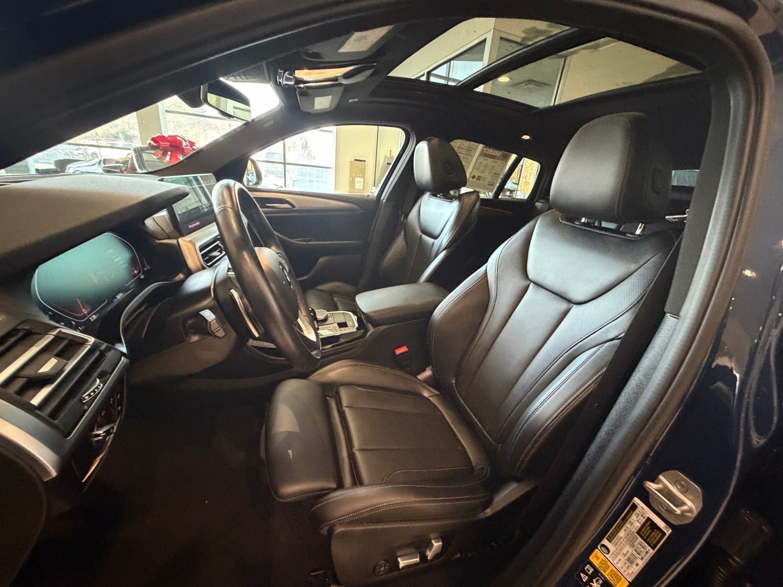 2023 BMW X4 xDrive30i