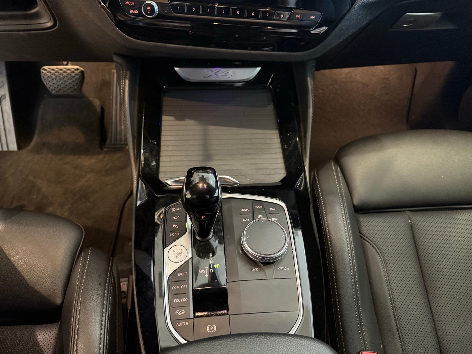 2022 BMW X4 xDrive30i