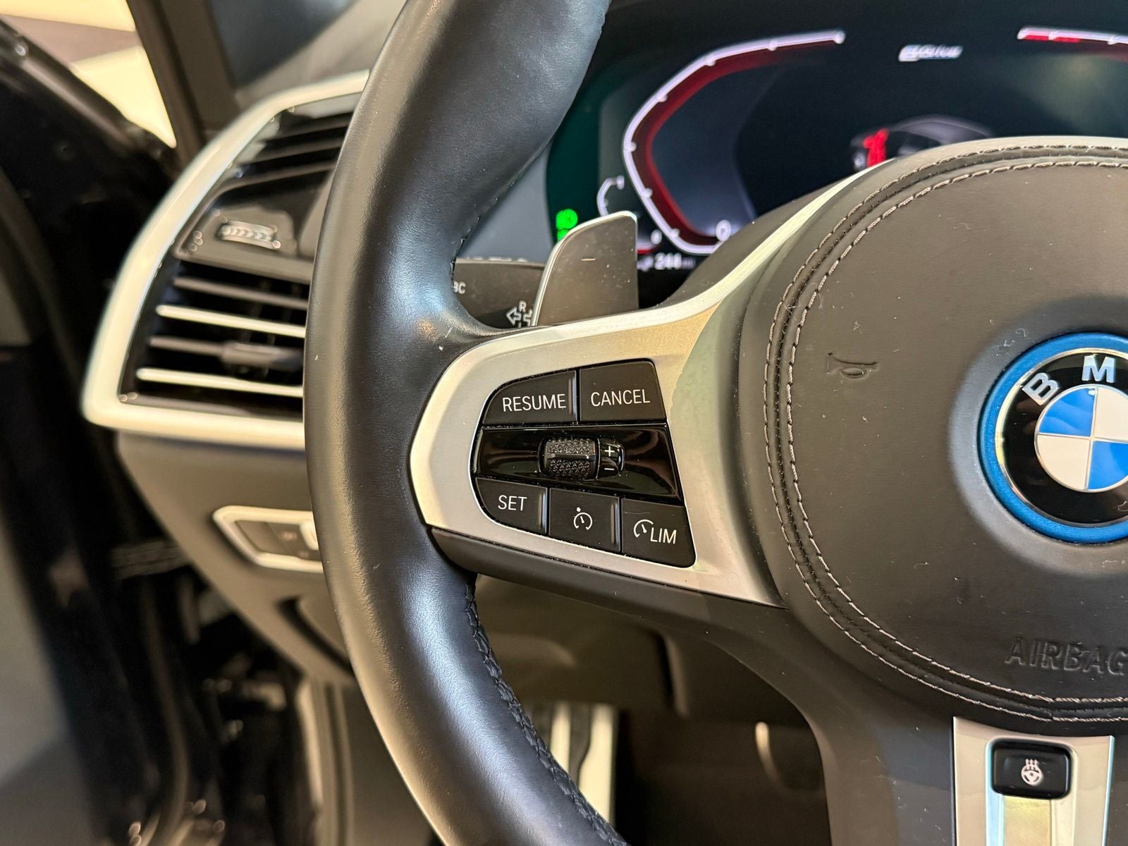 2023 BMW X5 xDrive45e