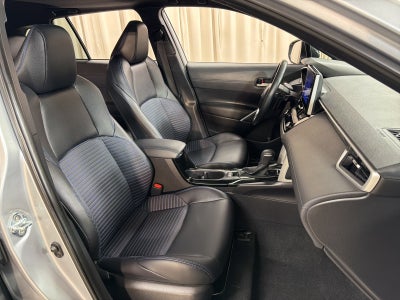 2025 Toyota Corolla Cross Hybrid XSE