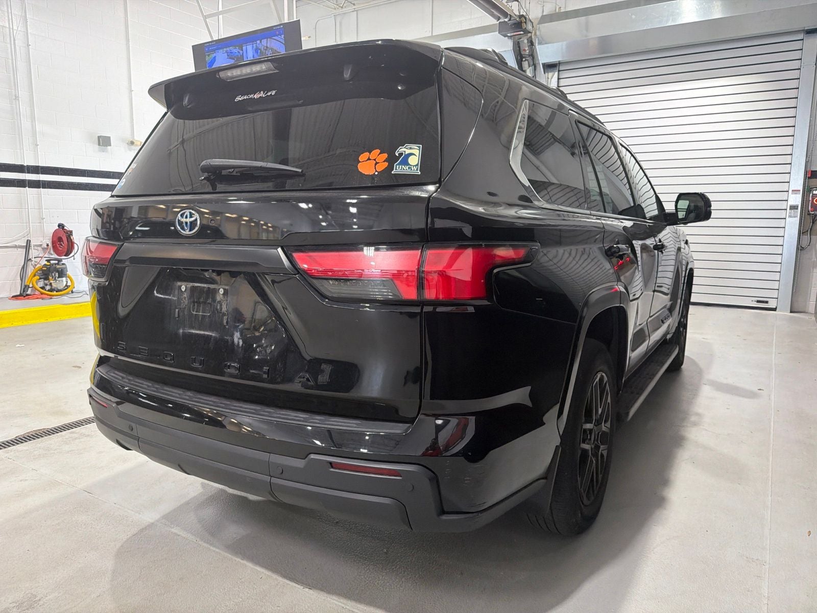 2023 Toyota Sequoia SR5