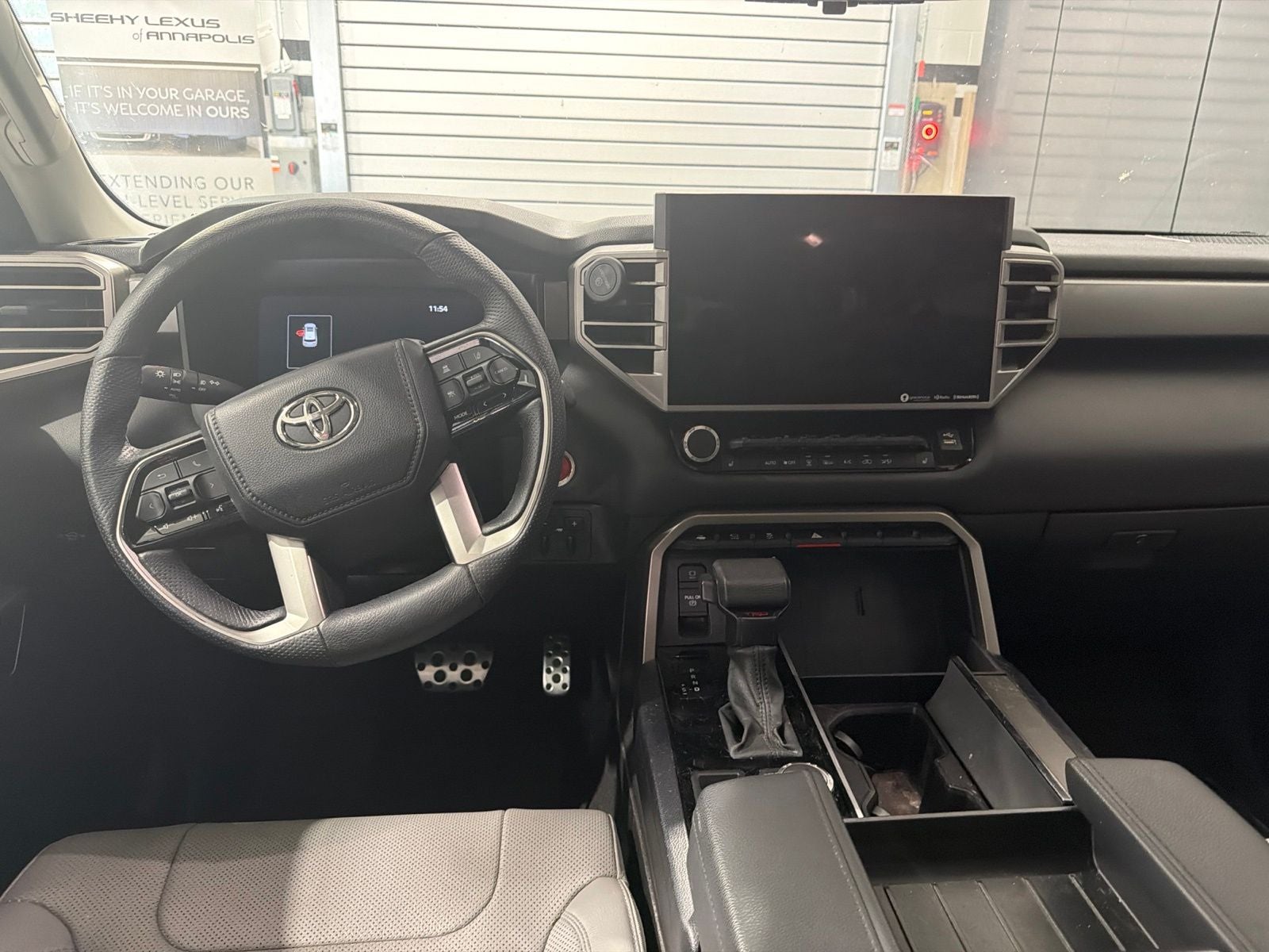 2023 Toyota Sequoia SR5