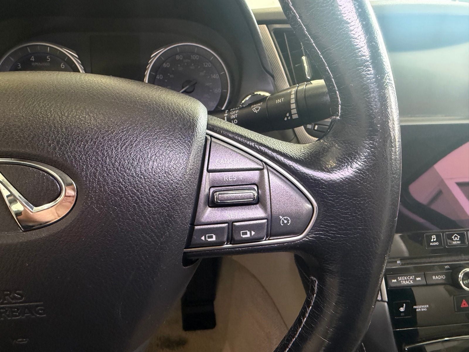 2015 INFINITI Q50 Premium