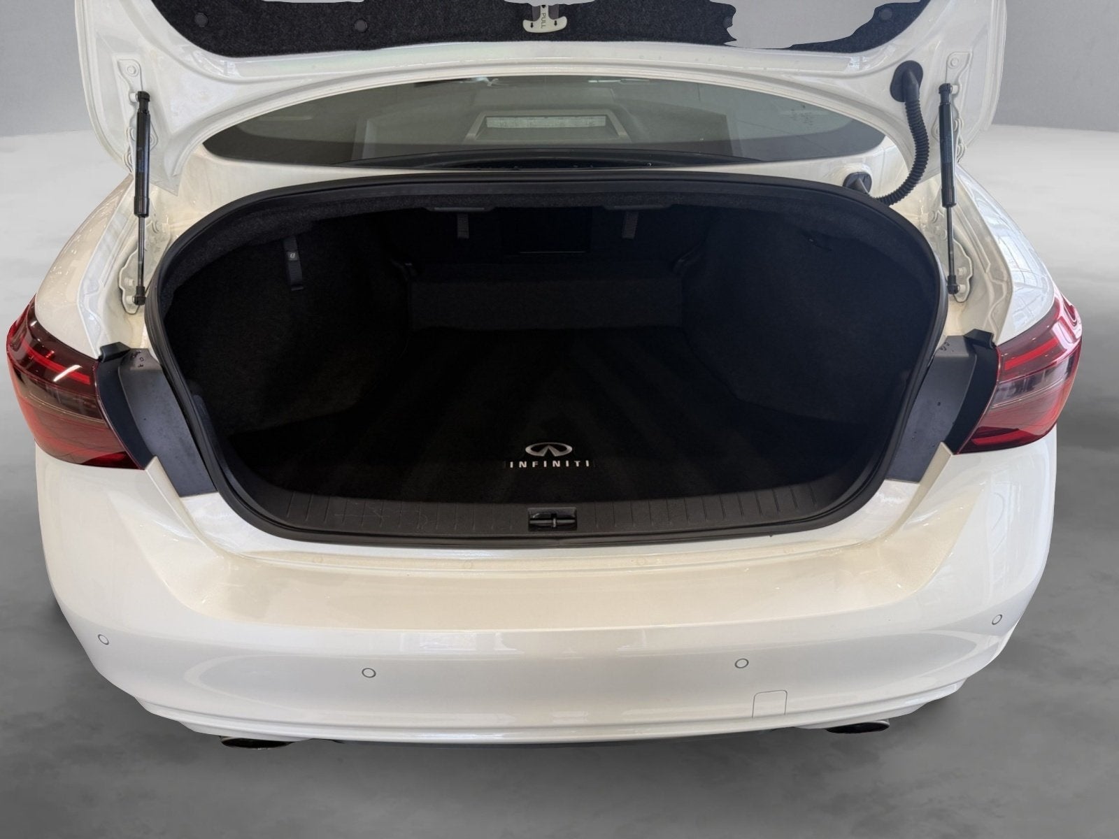 2024 INFINITI Q50 LUXE