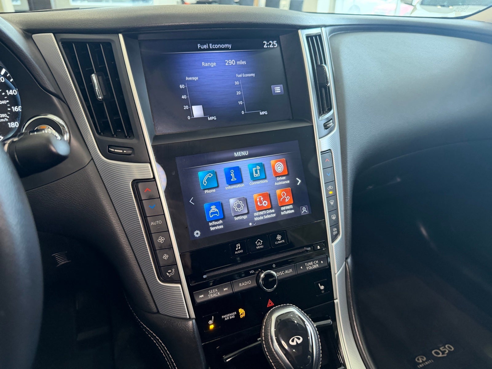 2024 INFINITI Q50 LUXE