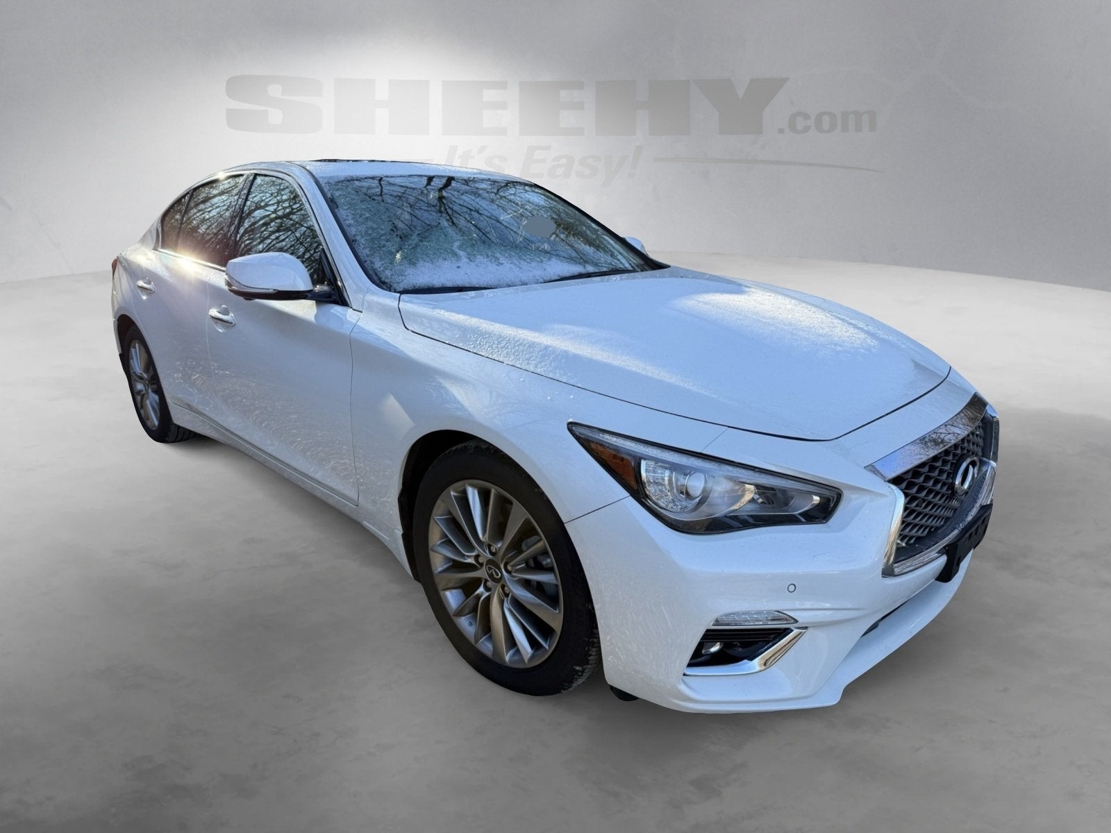 2024 INFINITI Q50 LUXE