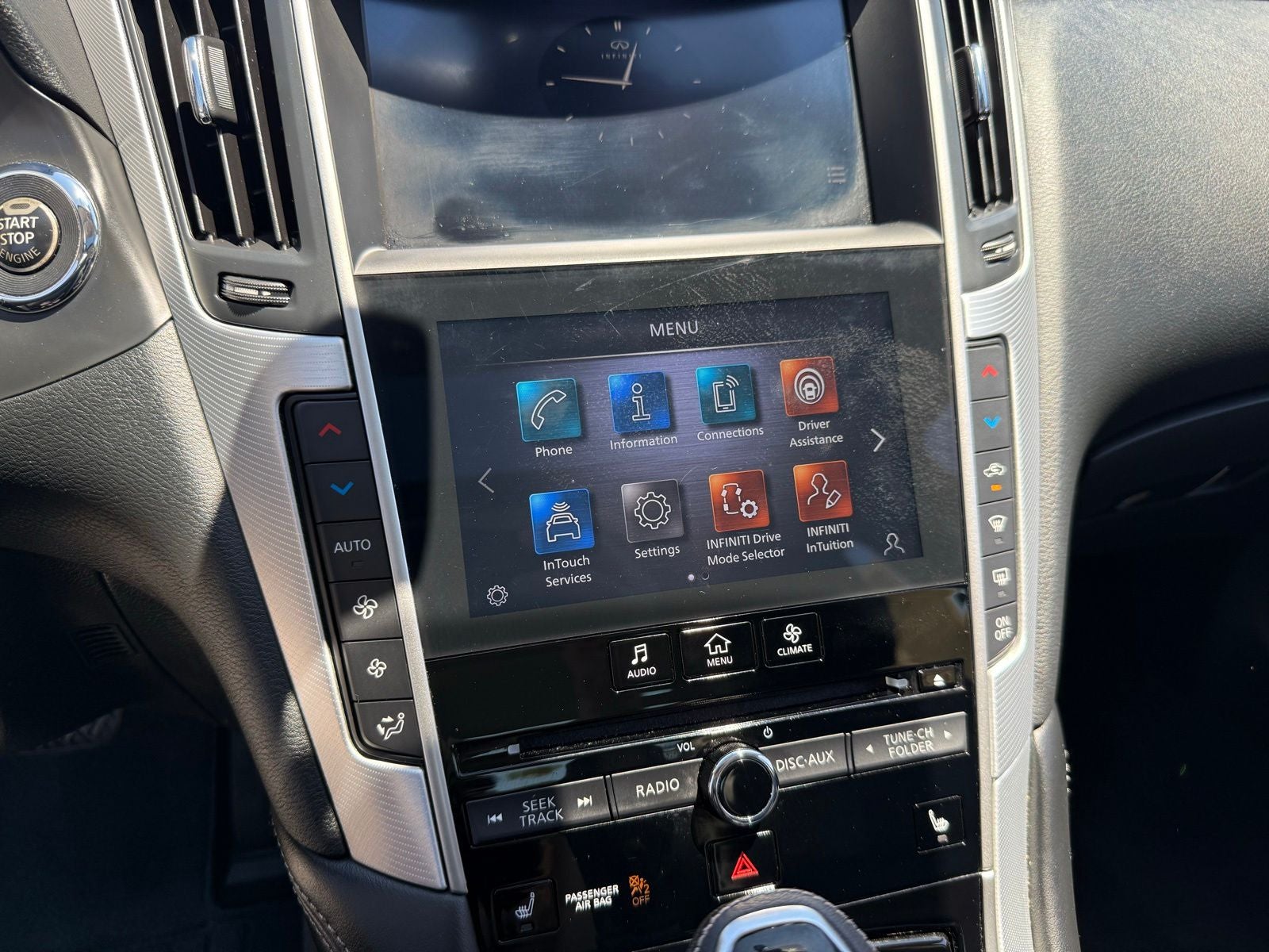 2023 INFINITI Q50 LUXE