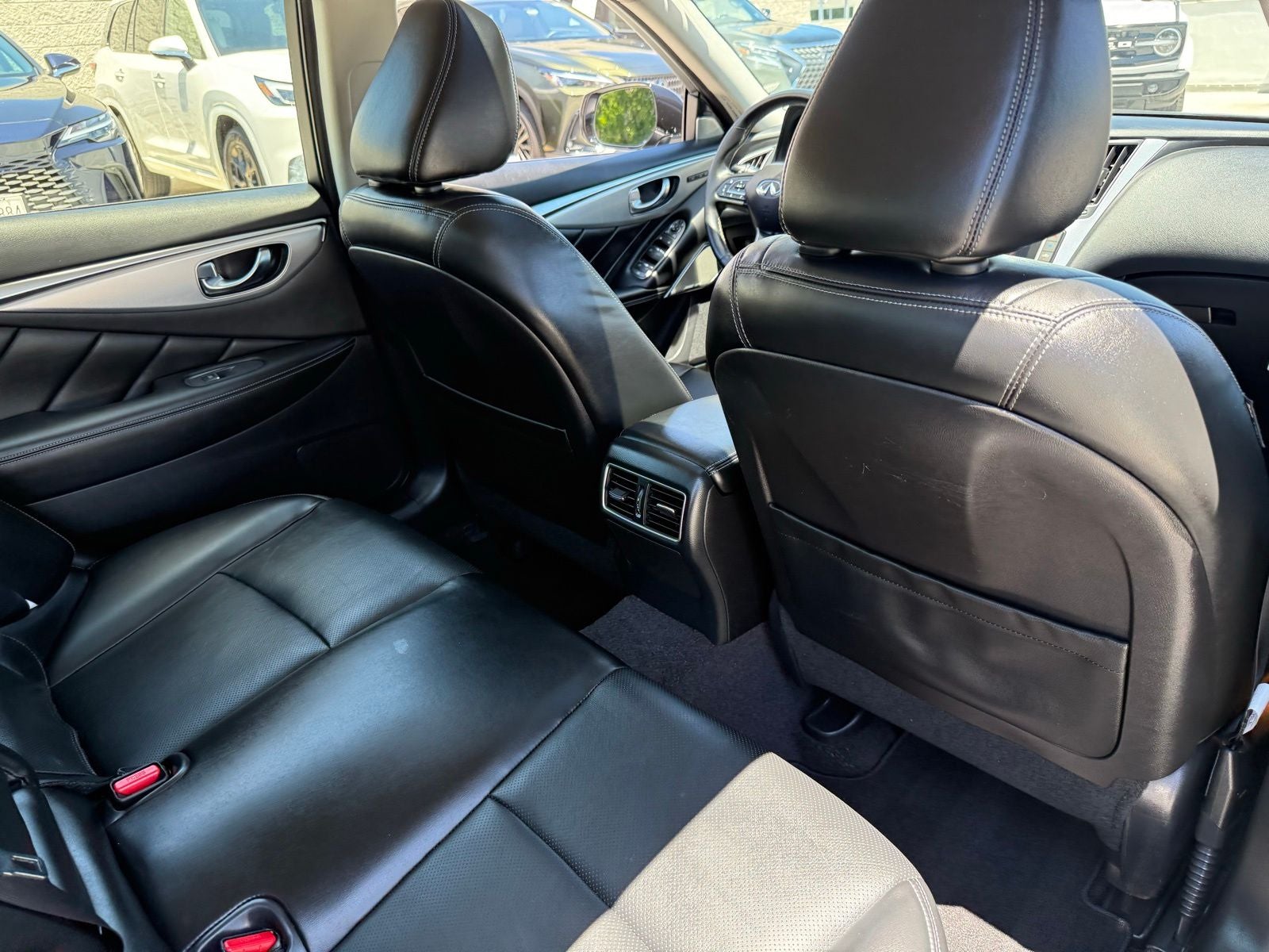 2023 INFINITI Q50 LUXE
