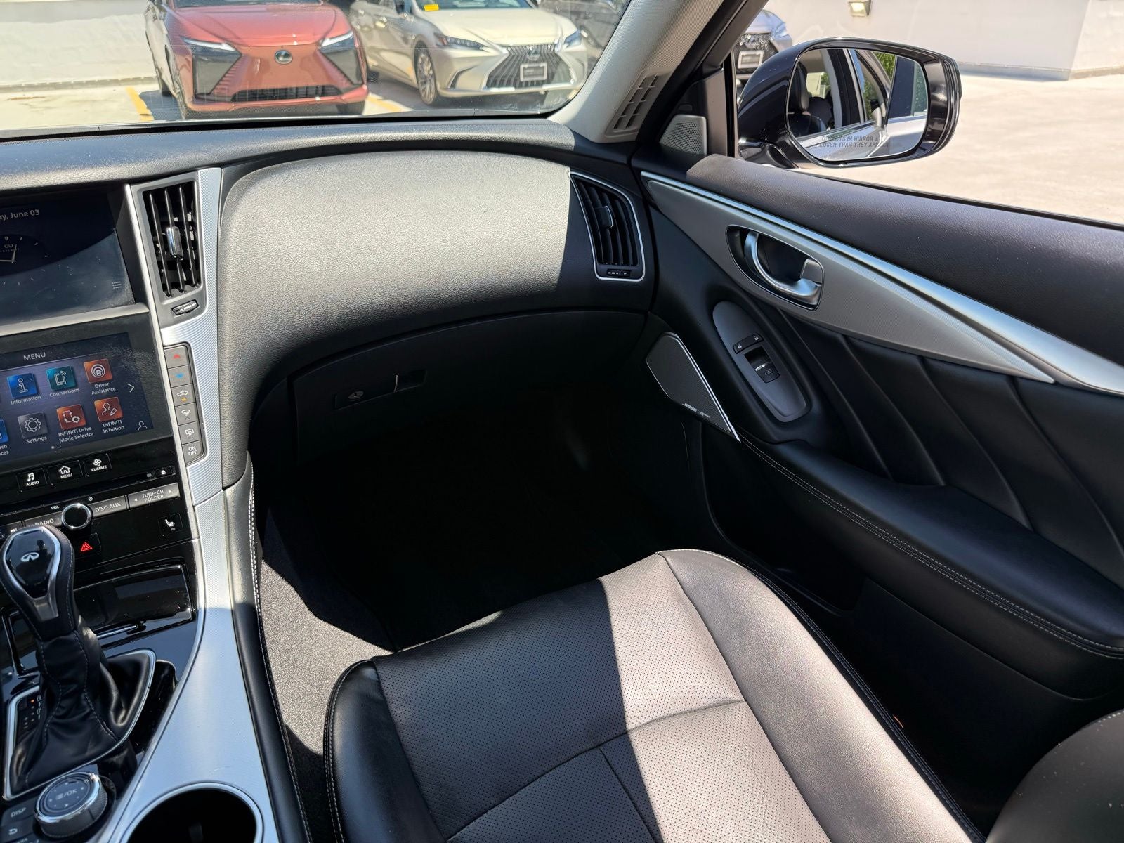 2023 INFINITI Q50 LUXE
